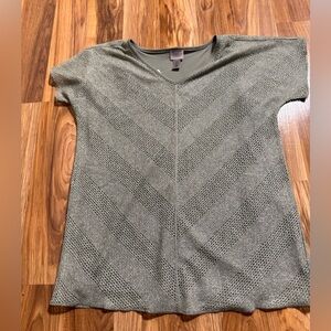 Chicos Women's Easywear Double-Layer V-Neck Top, Vetiver, Size 4/6 S. NWT